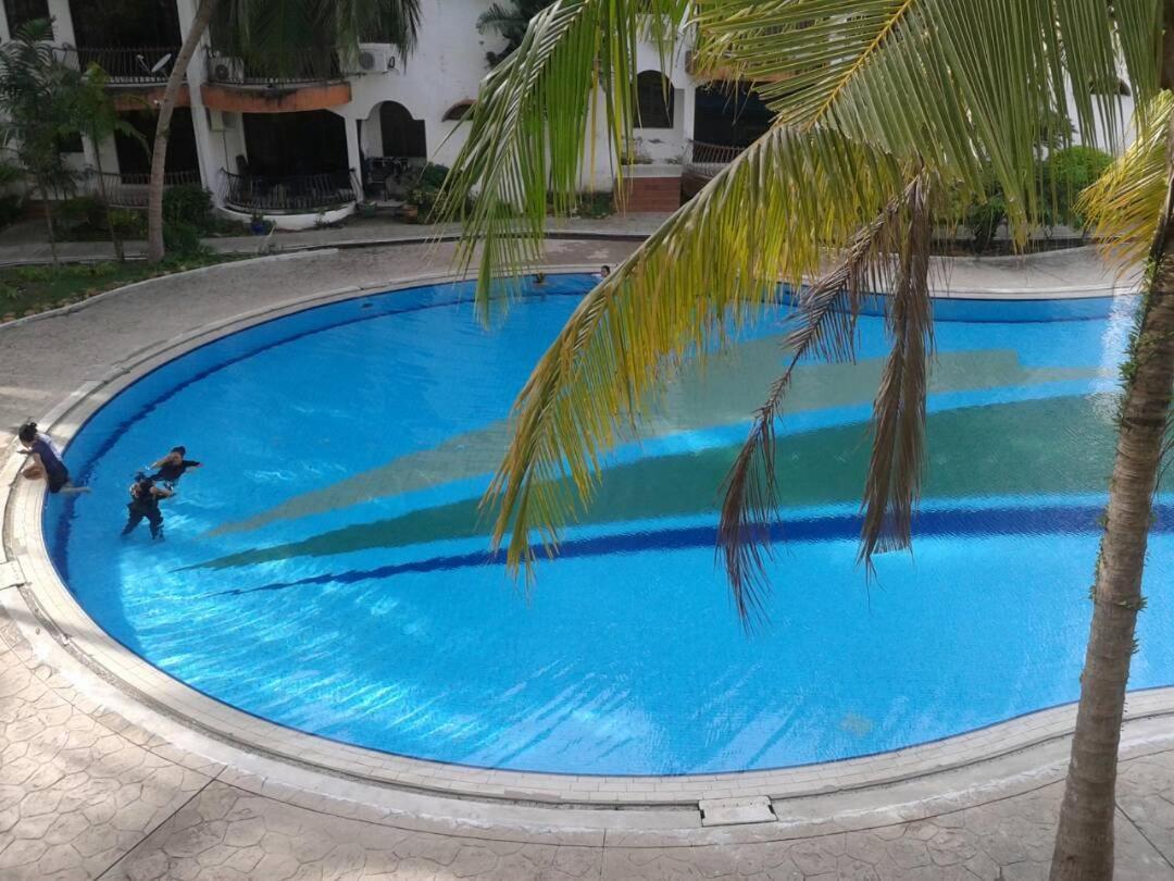 Seri Lagenda Apartment Kuah Esterno foto