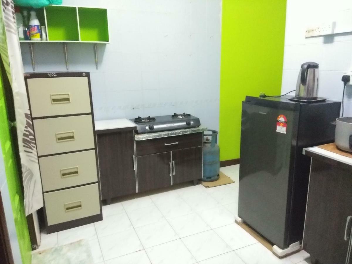 Seri Lagenda Apartment Kuah Esterno foto